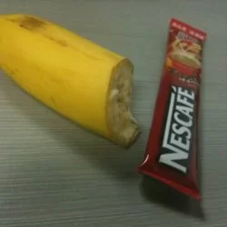 这里是我空手掰断的蕉蕉留念. http://step.ly/p/46924w?t
